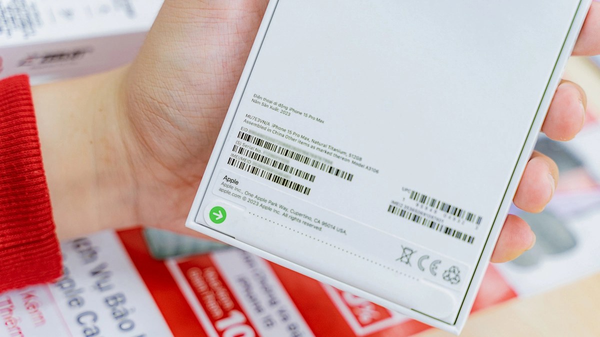 Kiểm tra vỏ hộp và seal bóc