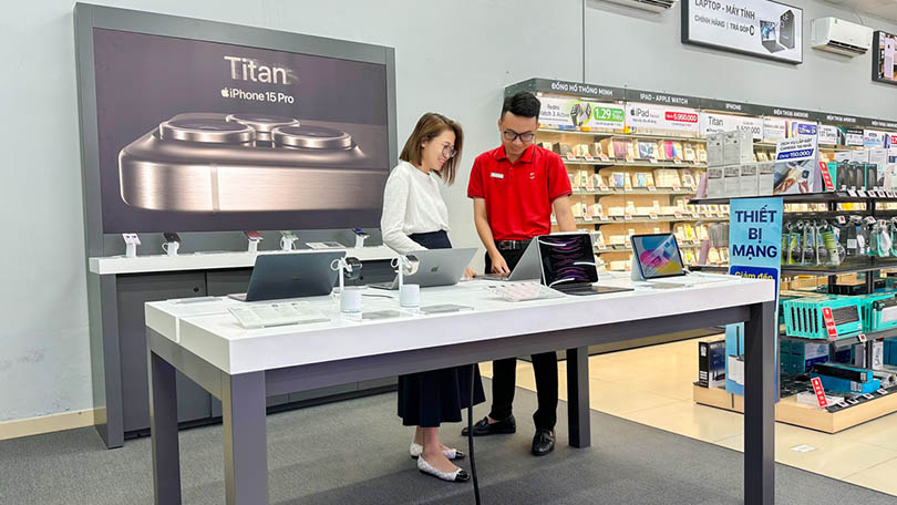 Trải nghiệm trực tiếp iPhone 15 Pro 1TB