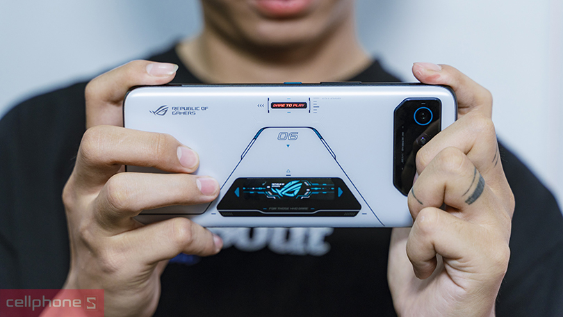 Điện thoại Asus ROG Phone 6 Pro