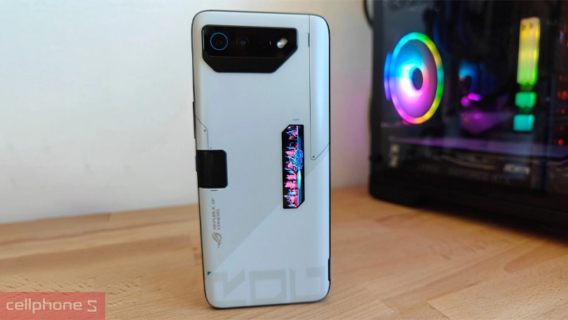 Vẻ ngoài ấn tượng, khẳng định đẳng cấp game thủ