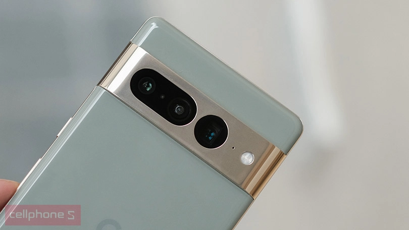 Google Pixel 7 Pro thiết kế độc đáo, ổn định và mạnh mẽ