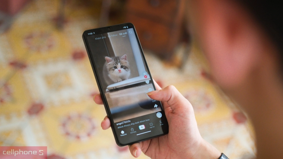 Màn hình và chất lượng iển thị của điện thoại Honor Play 10