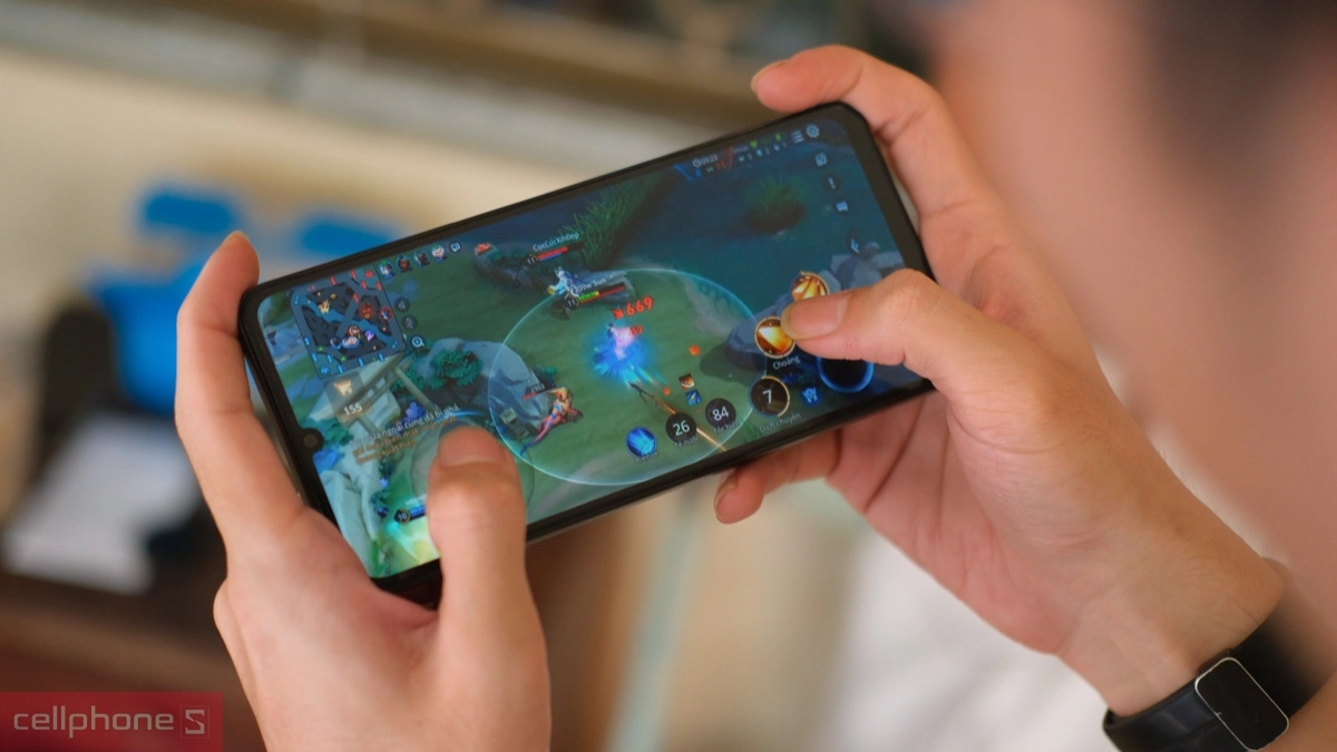 Pin và khả năng sạc của điện thoại Honor Play 10