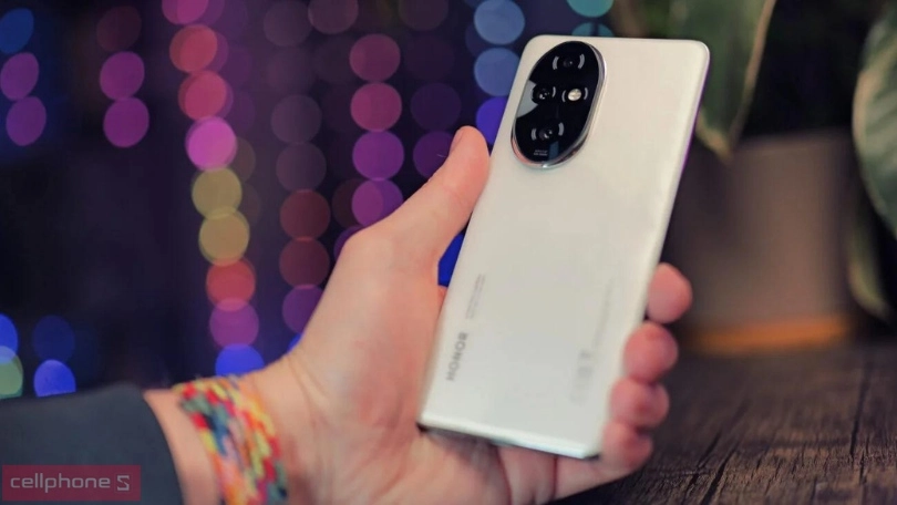 Giá bán điện thoại Honor 200 Pro