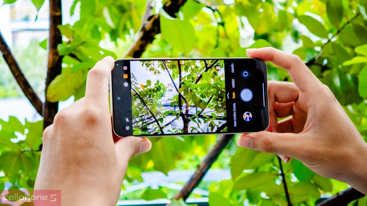 Camera chính AI, siêu zoom AI