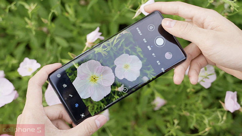 Đánh giá điện thoại Honor 70