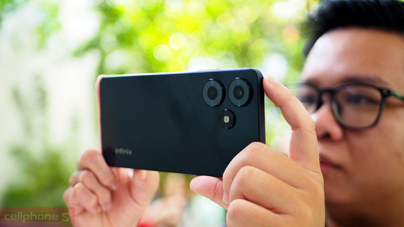 Camera điện thoại Infinix Hot 30