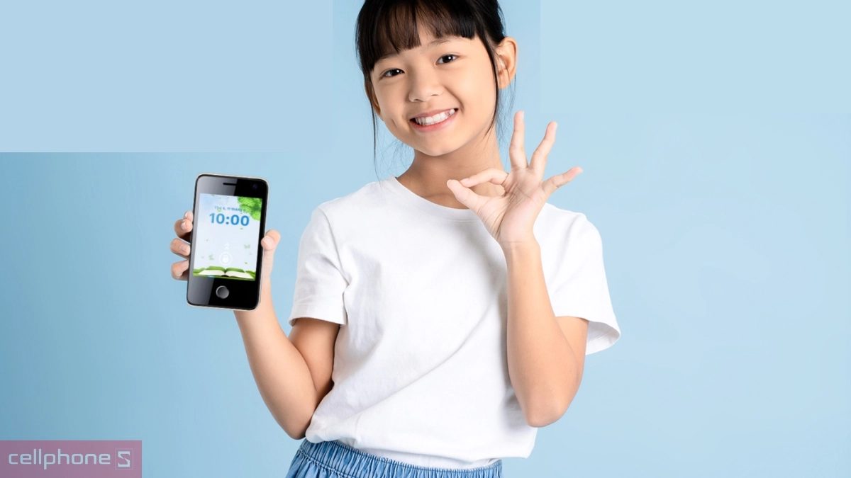 Điện thoại Masstel Alfa 5 có thiết kế mỏng nhẹ