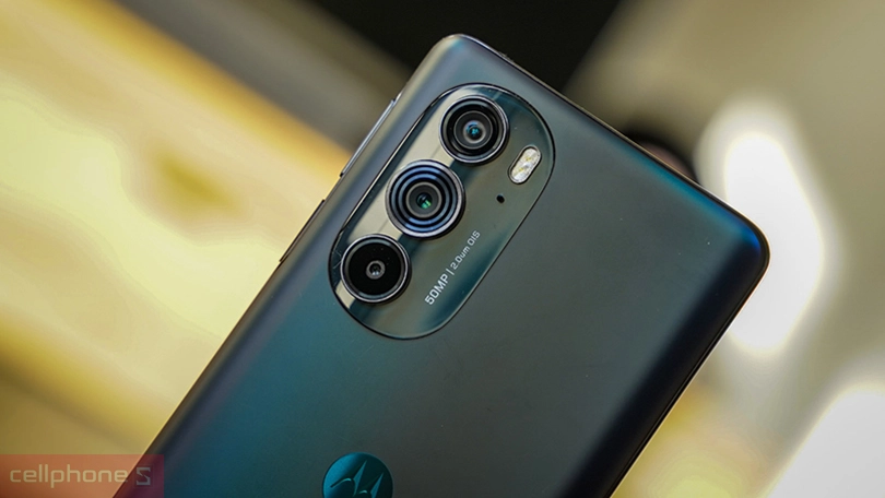 Đánh giá điện thoại Motorola Edge 30 Pro