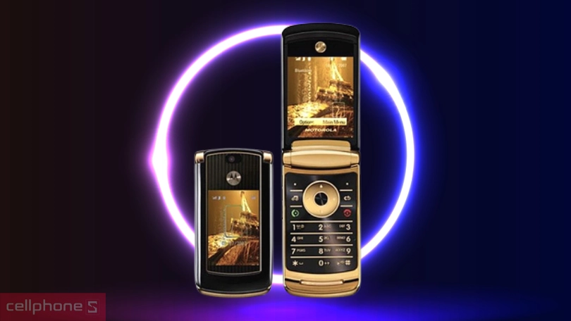 Đánh giá điện thoại Motorola v8