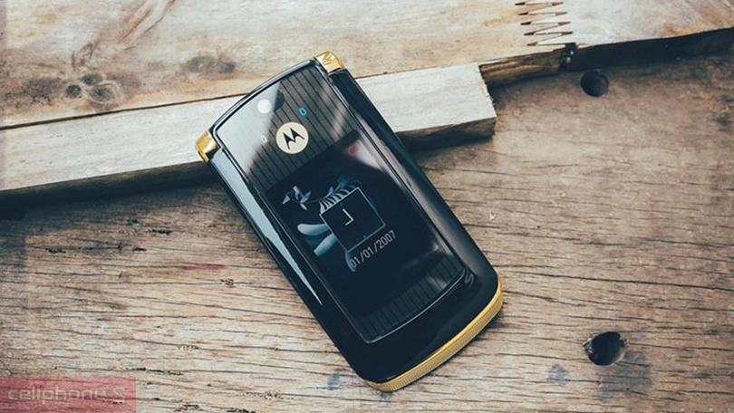 Đánh giá điện thoại Motorola v8