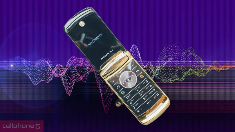 Đánh giá điện thoại Motorola v8