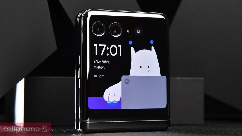 Motorola Razr 40 Ultra – Màn hình lớn, gấp gọn tiện lợi