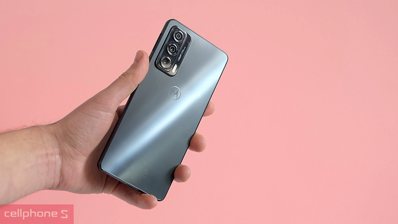 Motorola Edge 20 Pro - Thời thượng, độc đáo