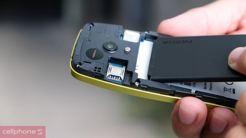 Nokia 3210 4G - Điện thoại phổ thông bền bỉ, ấn tượng