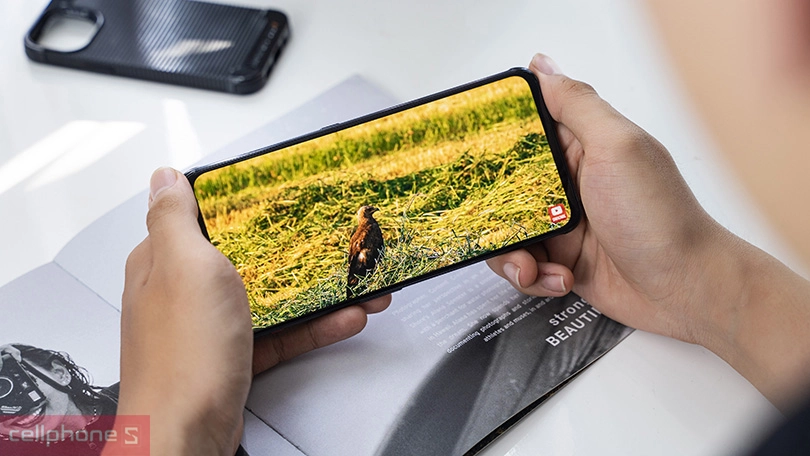 Đánh giá Nubia Red Magic 6s Pro – Smartphone gaming chất lượng