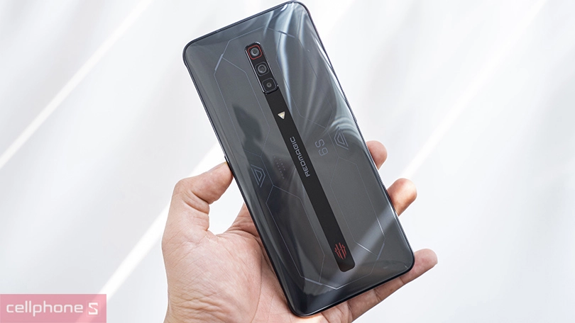 Đánh giá Nubia Red Magic 6s Pro