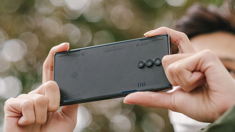 Pin siêu khủng, sạc siêu tốc