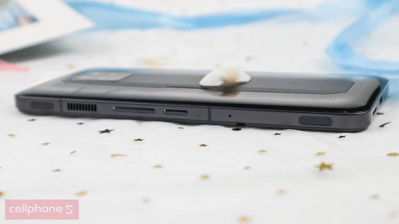 Giá bán và ngày ra mắt của điện thoại Nubia Red Magic 7 Pro