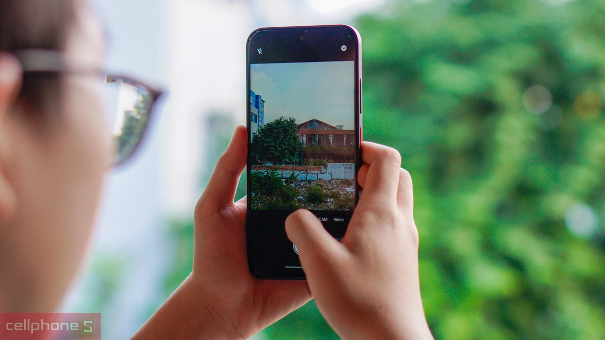 Camera AI 50MP trên Nubia V80 Design