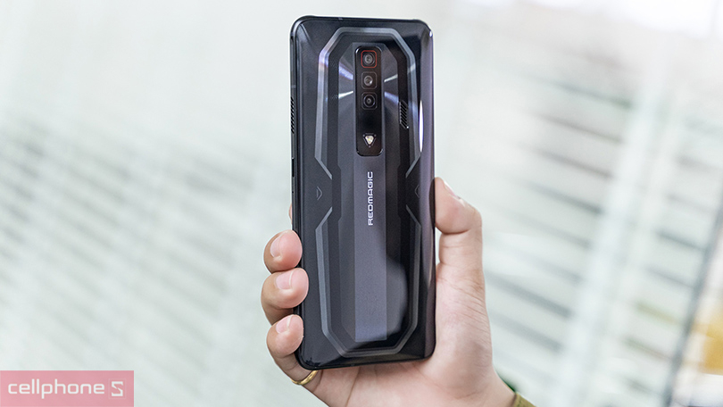 ZTE Nubia Red Magic 7