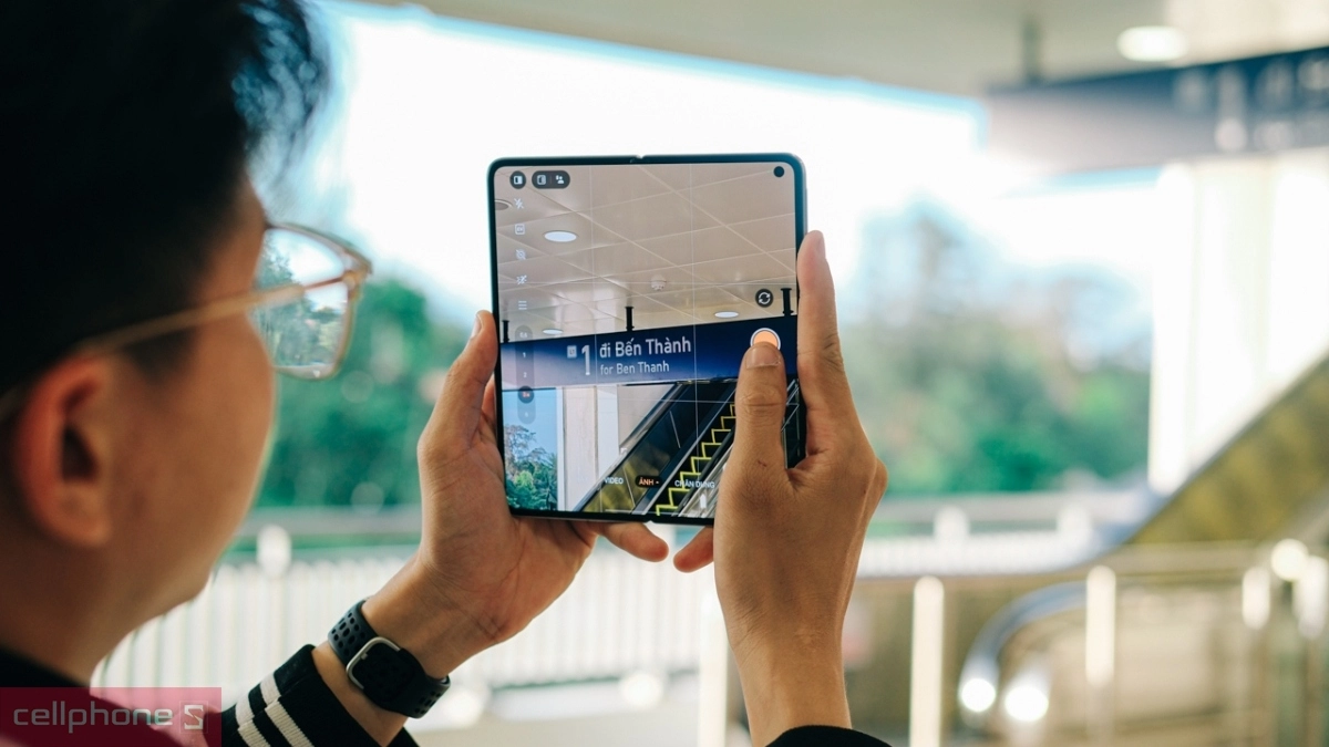 Camera Tele tiềm vọng 50MP OPPO Find N5 chụp cận cảnh chi tiết sắc nét trong mọi tình huống