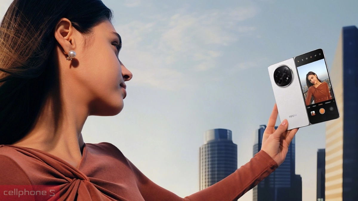 Camera FlexForm OPPO Find N5 chụp selfie góc rộng bằng camera sau chất lượng cao