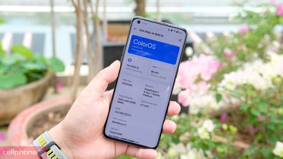 Điểm nổi bật của OPPO Find X5 Pro là màn hình QHD+ 120Hz sắc nét và chip Snapdragon 8 Gen 1 đáp ứng tốt mọi nhu cầu sử dụng
