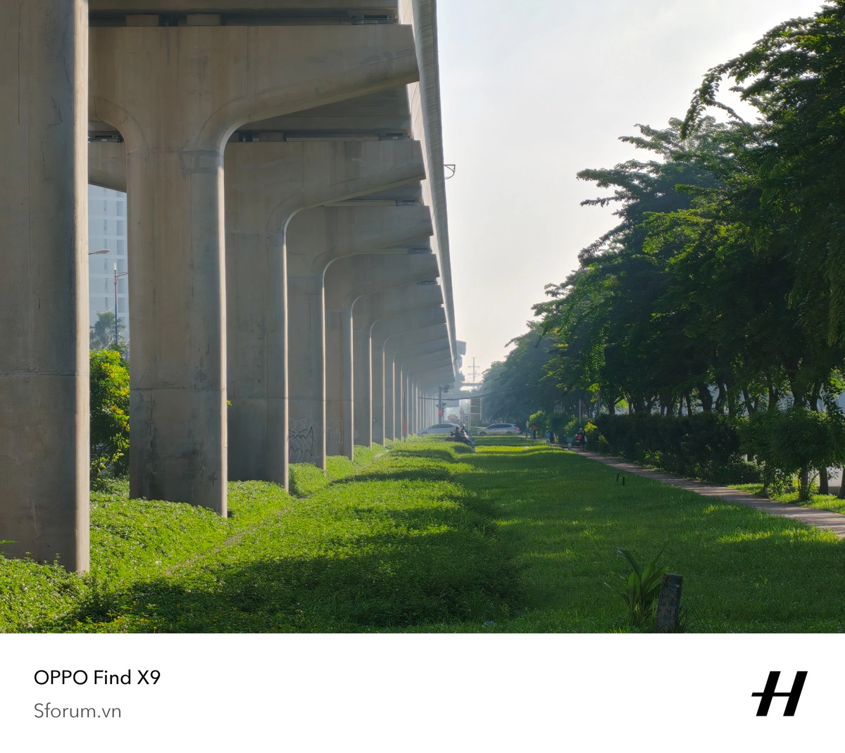 Ảnh chụp đường Xa Lộ Hà Nội từ camera góc siêu rộng của điện thoại OPPO Find X9