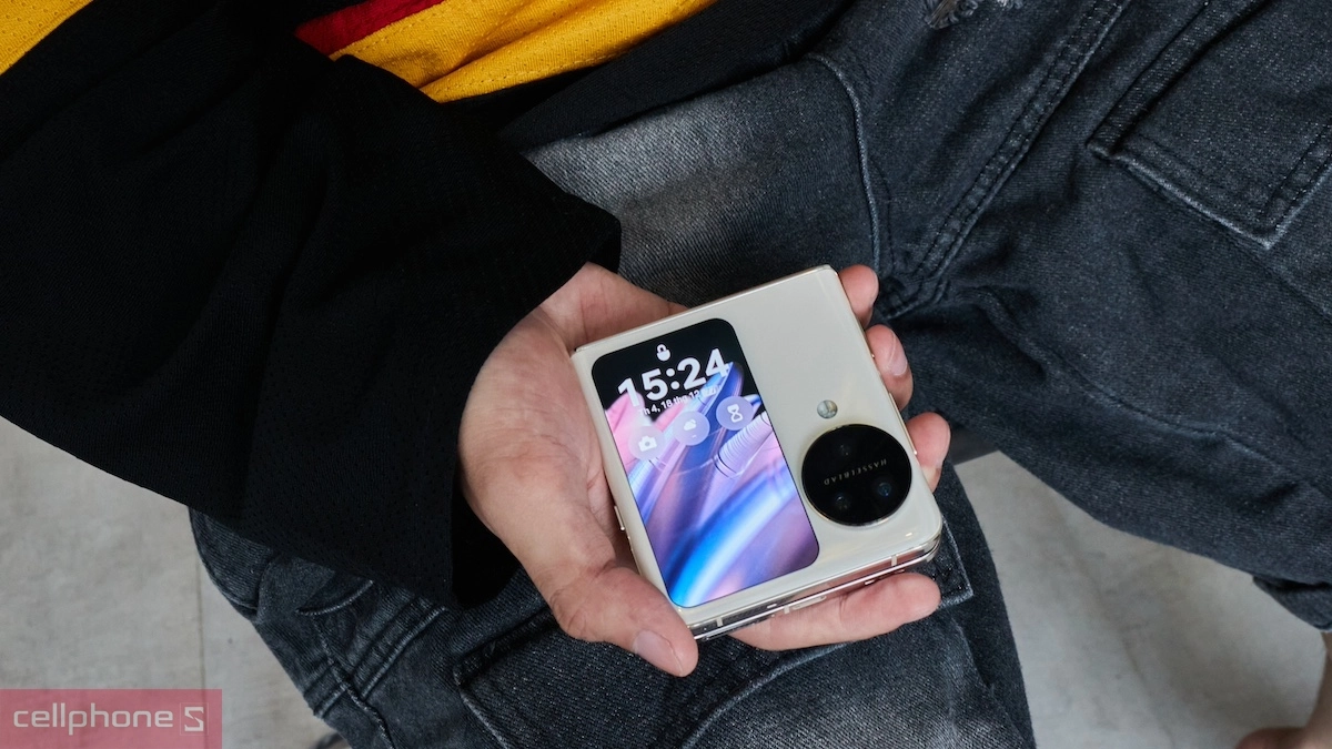 Màn hình ngoài dọc đa tương tác