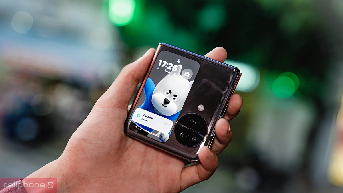 Màn hình ngoài dọc đa tương tác