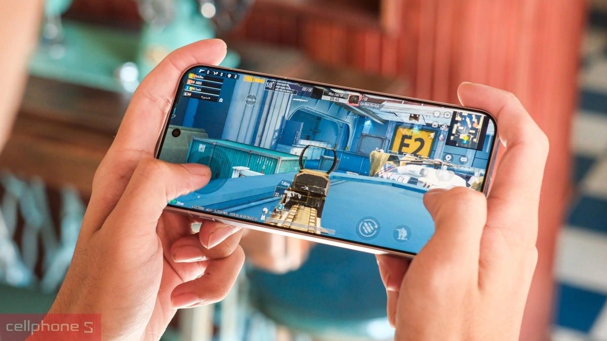 Điện thoại OPPO hỗ trợ sạc nhanh SUPERVOOC tiết kiệm thời gian