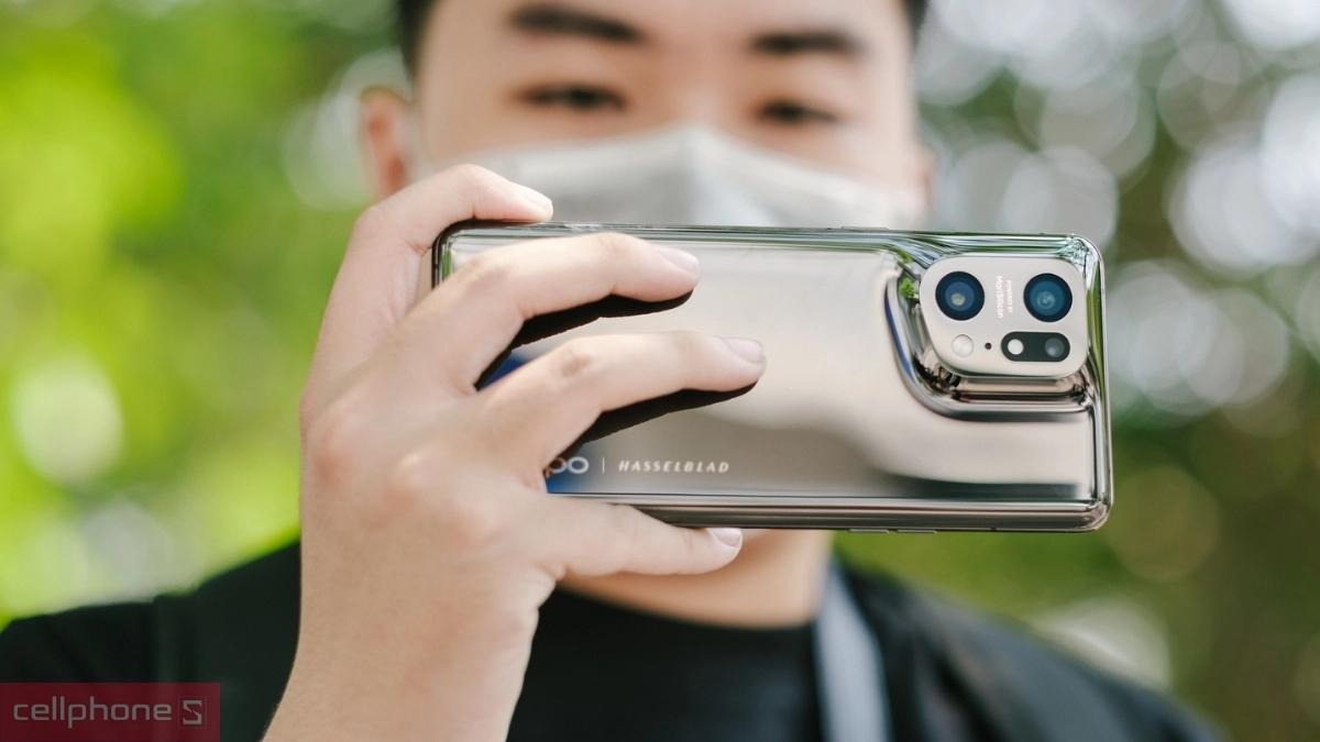 OPPO Find X5 Pro trang bị cụm camera kép 50MP cảm biến Sony