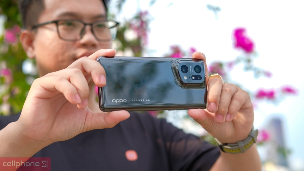 OPPO Find X5 Pro hỗ trợ chống rung quang học 5 trục chuyên nghiệp