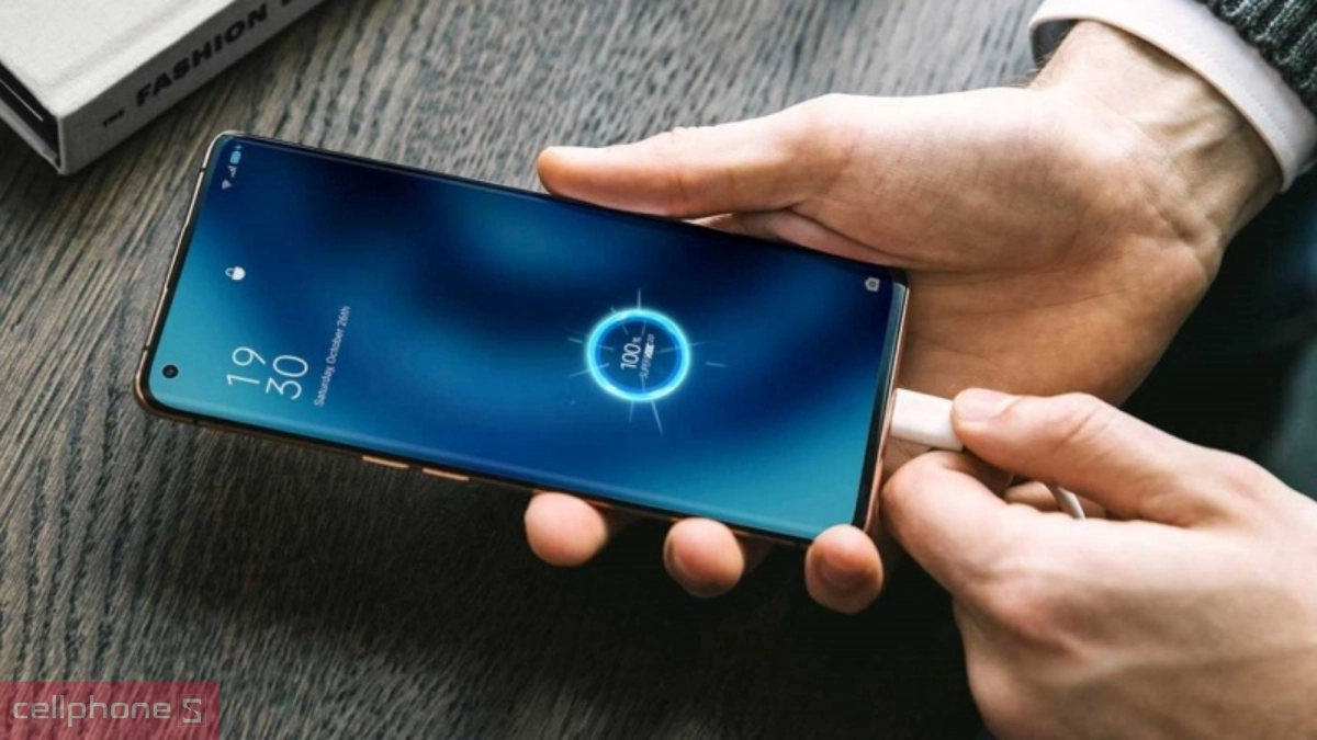 Công nghệ sạc siêu tốc SUPERVOOC đảm bảo an toàn trên các dòng smartphone OPPO