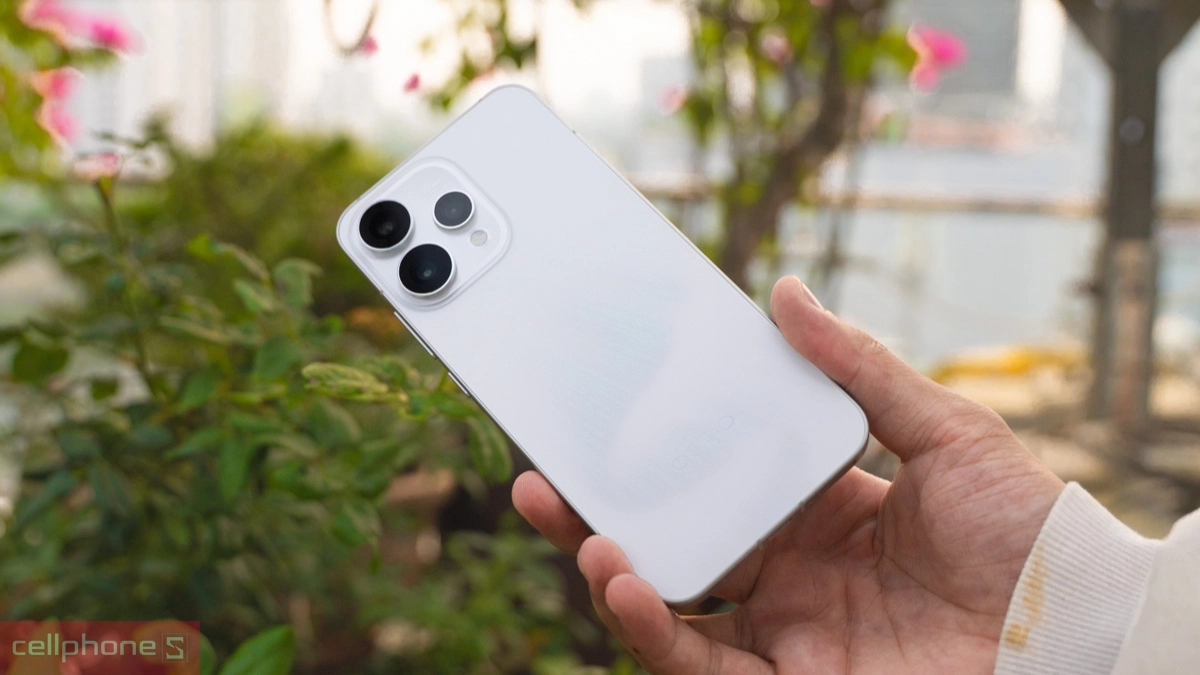 phân khúc giá điện thoại oppo 