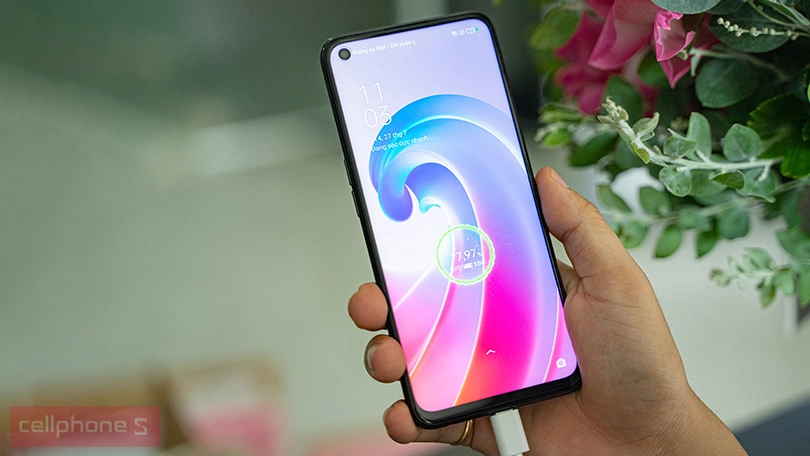 Dung lượng pin dài, có cả tản nhiệt