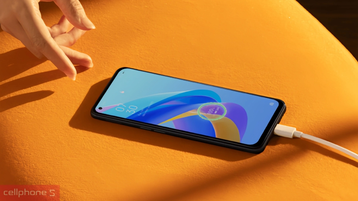 OPPO A có thời lượng pin bền bỉ