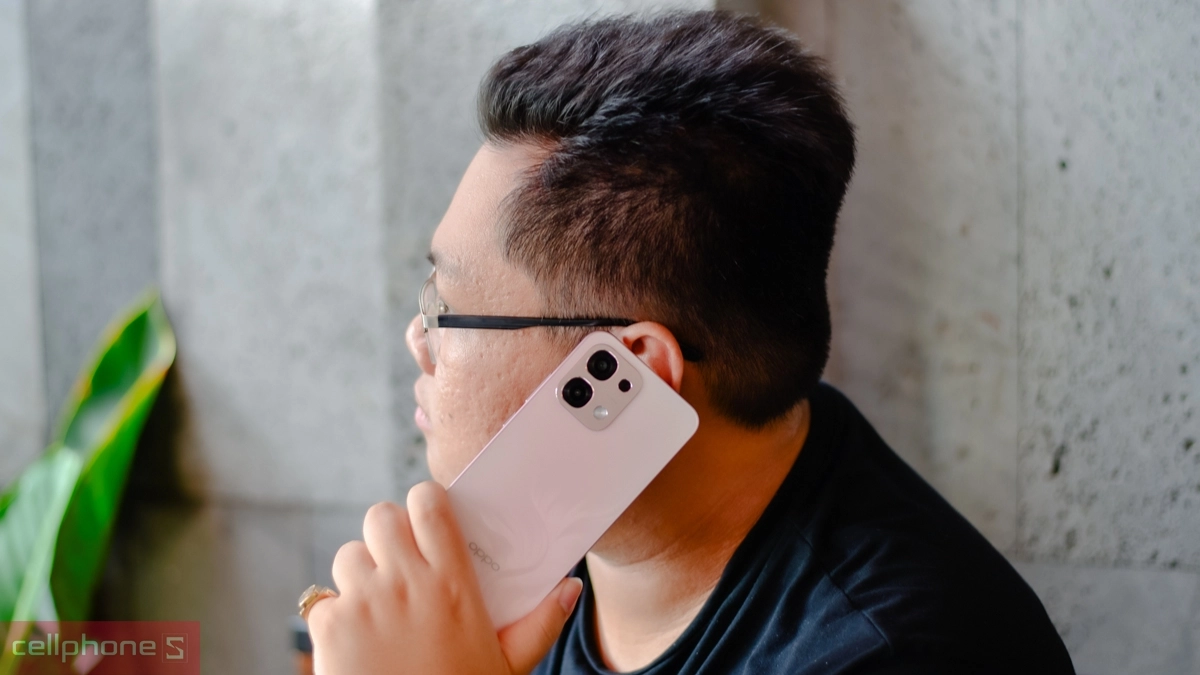 OPPO A6 Pro có pin dung lượng 7000mAh