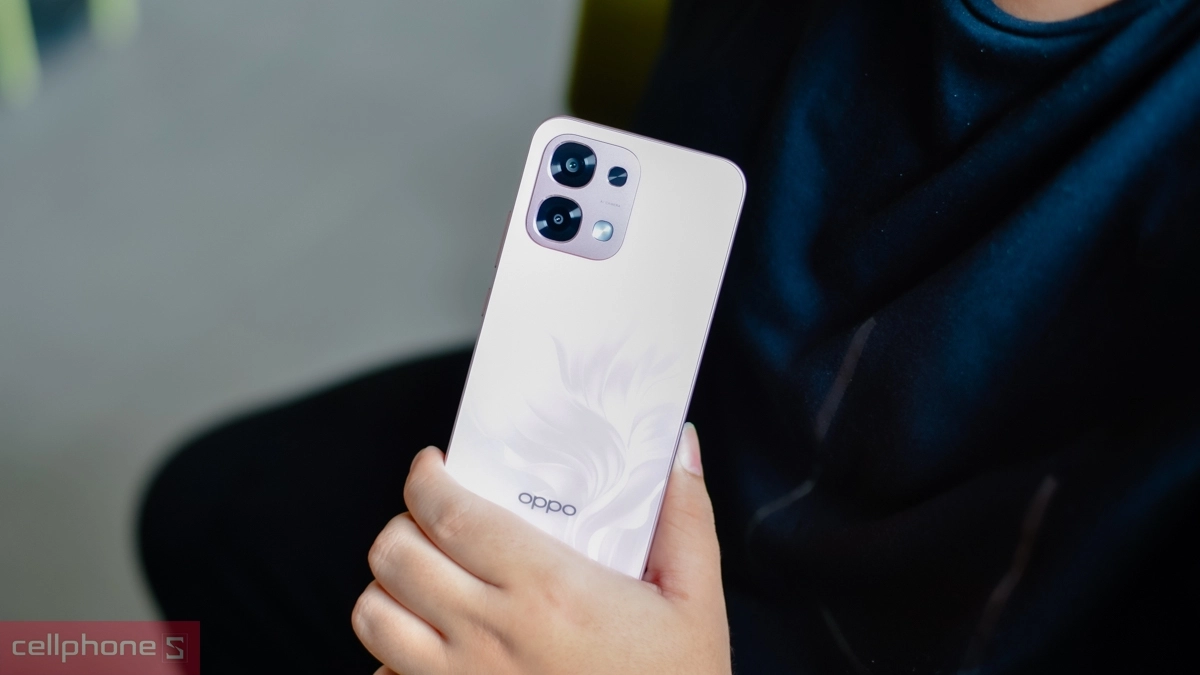 OPPO A6 Pro có chất liệu thủy tinh hữu cơ cao cấp