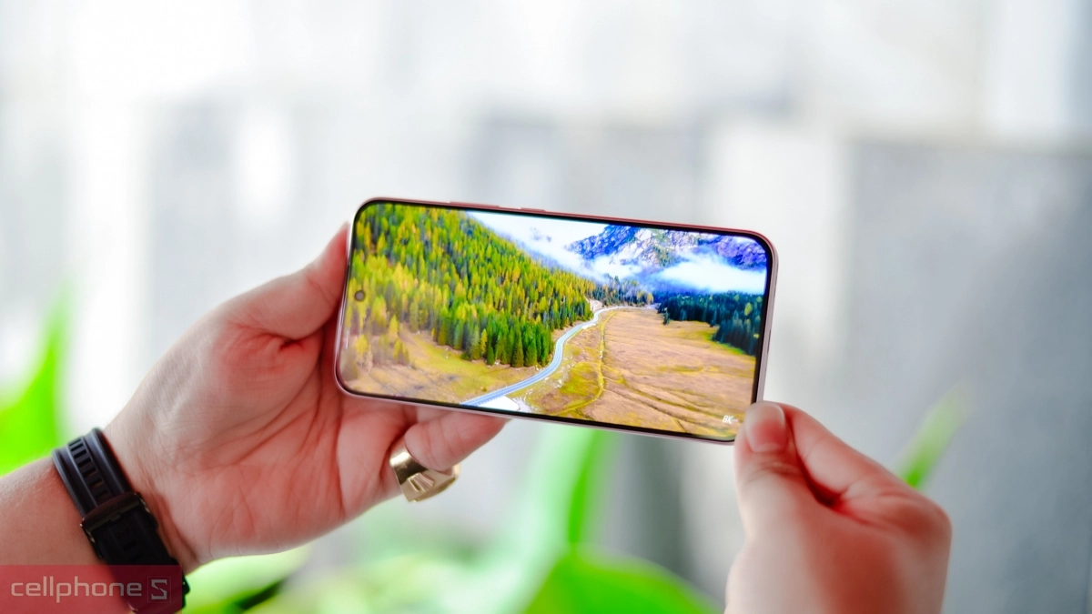 OPPO A6 Pro có thiết kế Infinite Edge