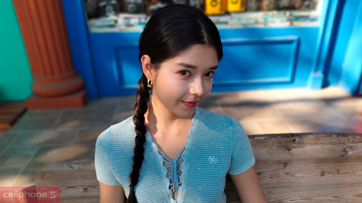 OPPO A7 Pro 5G hỗ trợ Natural Tone tái tạo màu da tự nhiên