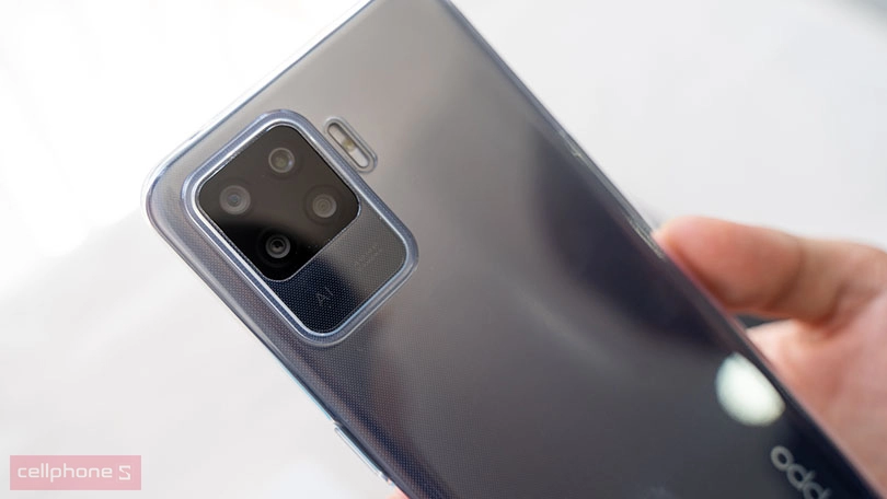 Cụm 4 camera, cảm biến chính 48 MP, camera selfie lên đến 32MP