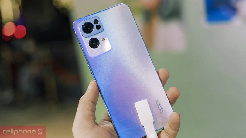 Thiết kế OPPO Reno7 Pro mỏng nhẹ, nhiều màu sắc sang trọng