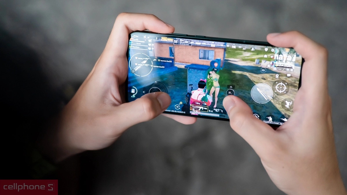 OPPO Reno14 5G vẫn có hạn chế khi chơi game đồ họa cao
