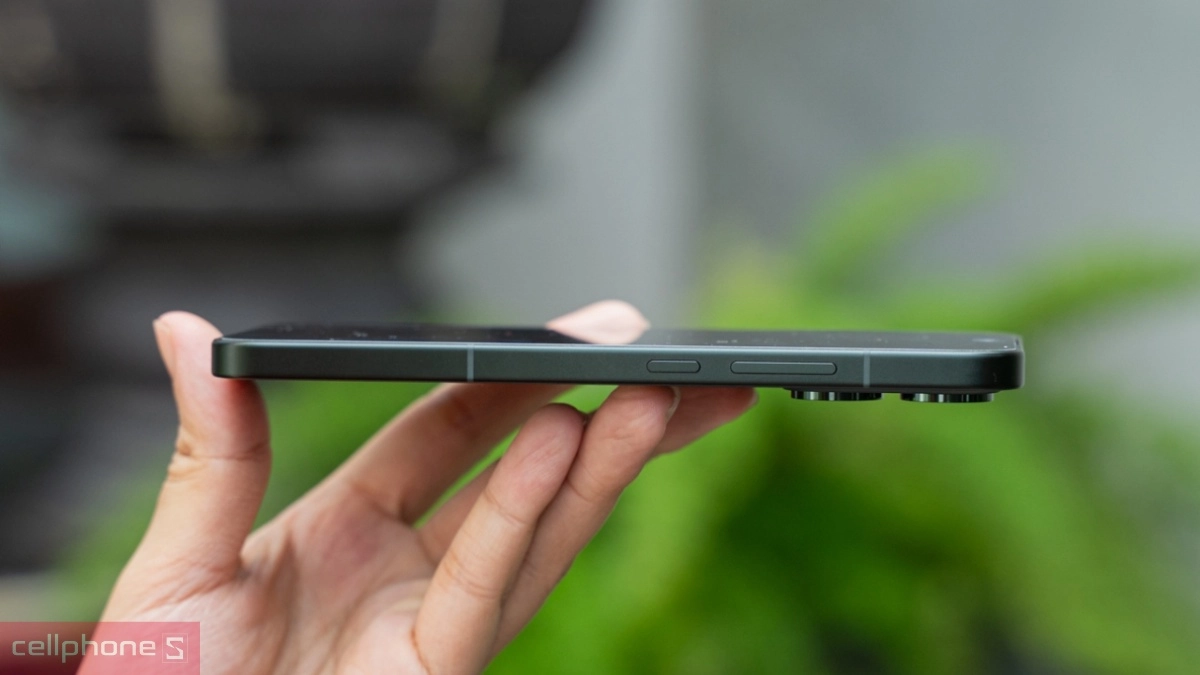 OPPO Reno14 5G hoàn thiện cao cấp với khung nhôm và kính nhung mịn