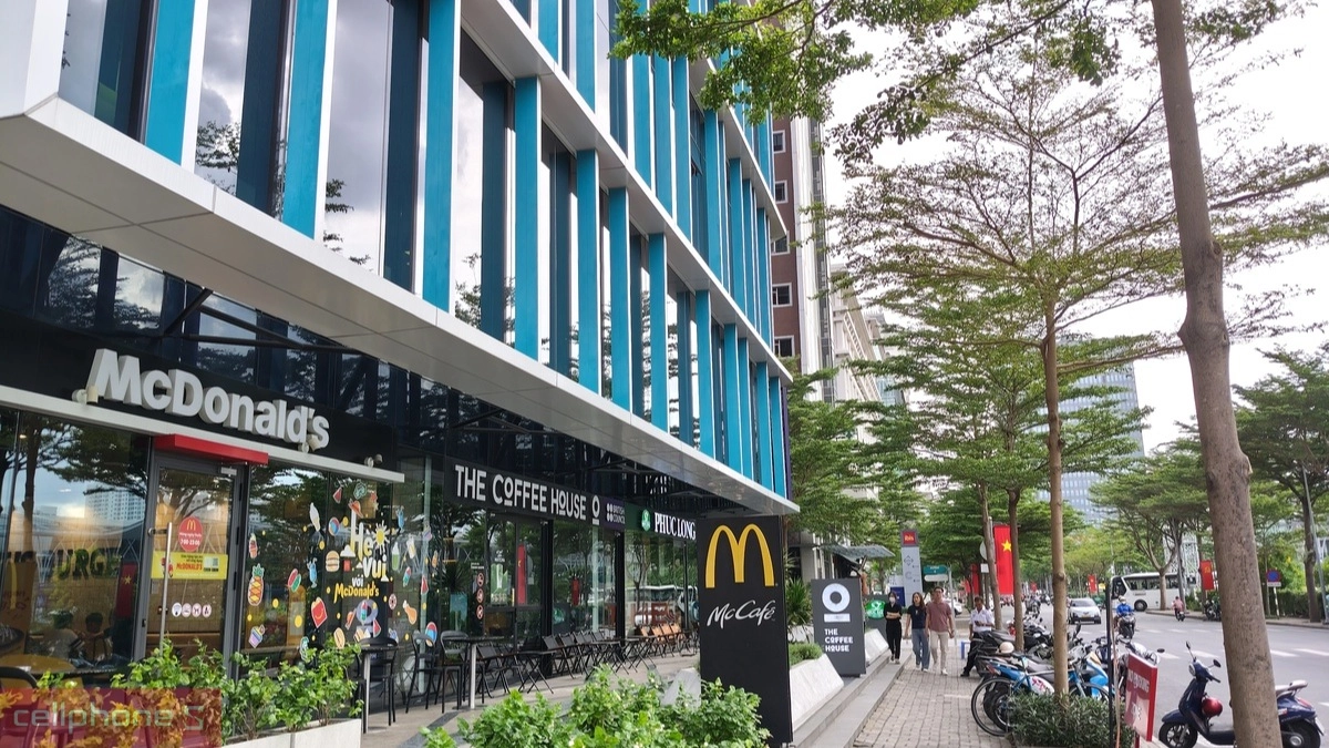 Ảnh chụp ban ngày OPPO Reno14 F