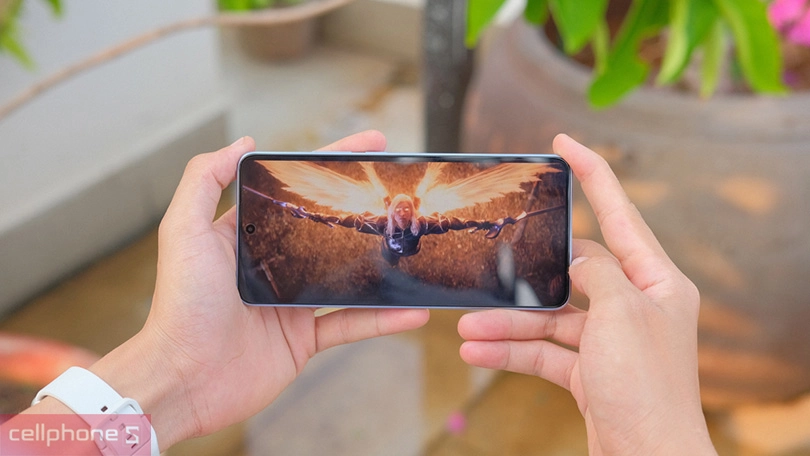 So sánh điện thoại OPPO Reno11 F 5G vs OPPO Reno11 5G