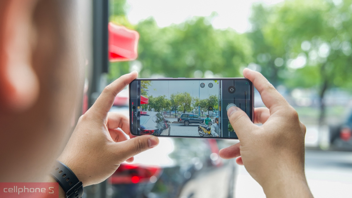 OPPO Reno13 F hỗ trợ chế độ quay video độ phân giải 4K