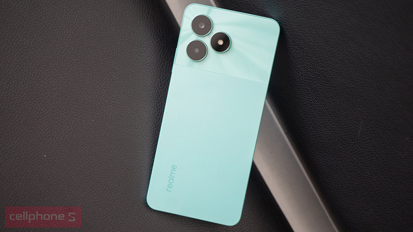 Dung lượng pin lớn lên đến 5.000mAh